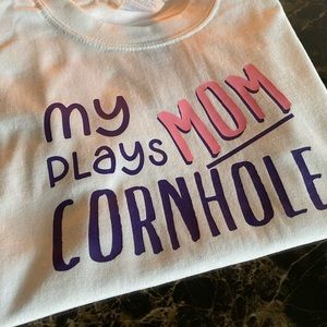 My MOM Plays Cornhole